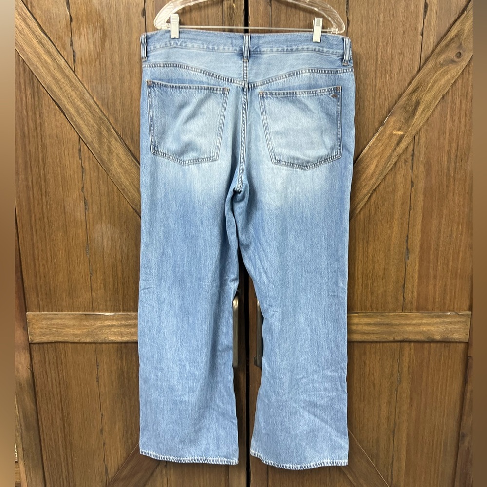 Madewell Low-Slung Baggy High Rise Jean: Airy Denim Edition Hambley Wash Size 30 - Picture 5 of 10
